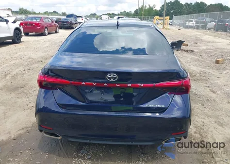 2022 Toyota Avalon Limited z USA, uszkodzony, nr VIN 4T1DZ1FB6NU077635